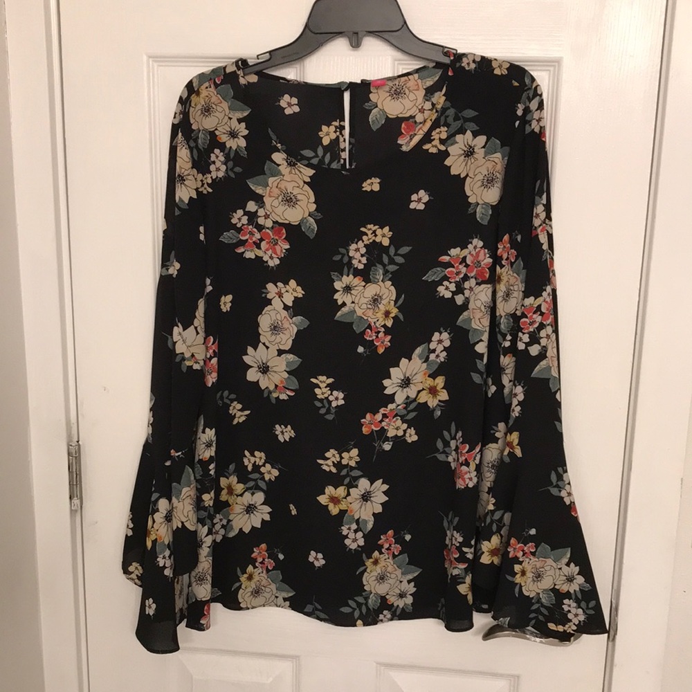 Bohemian style, bell sleeved flowered top